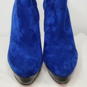 Vince Camuto Booties